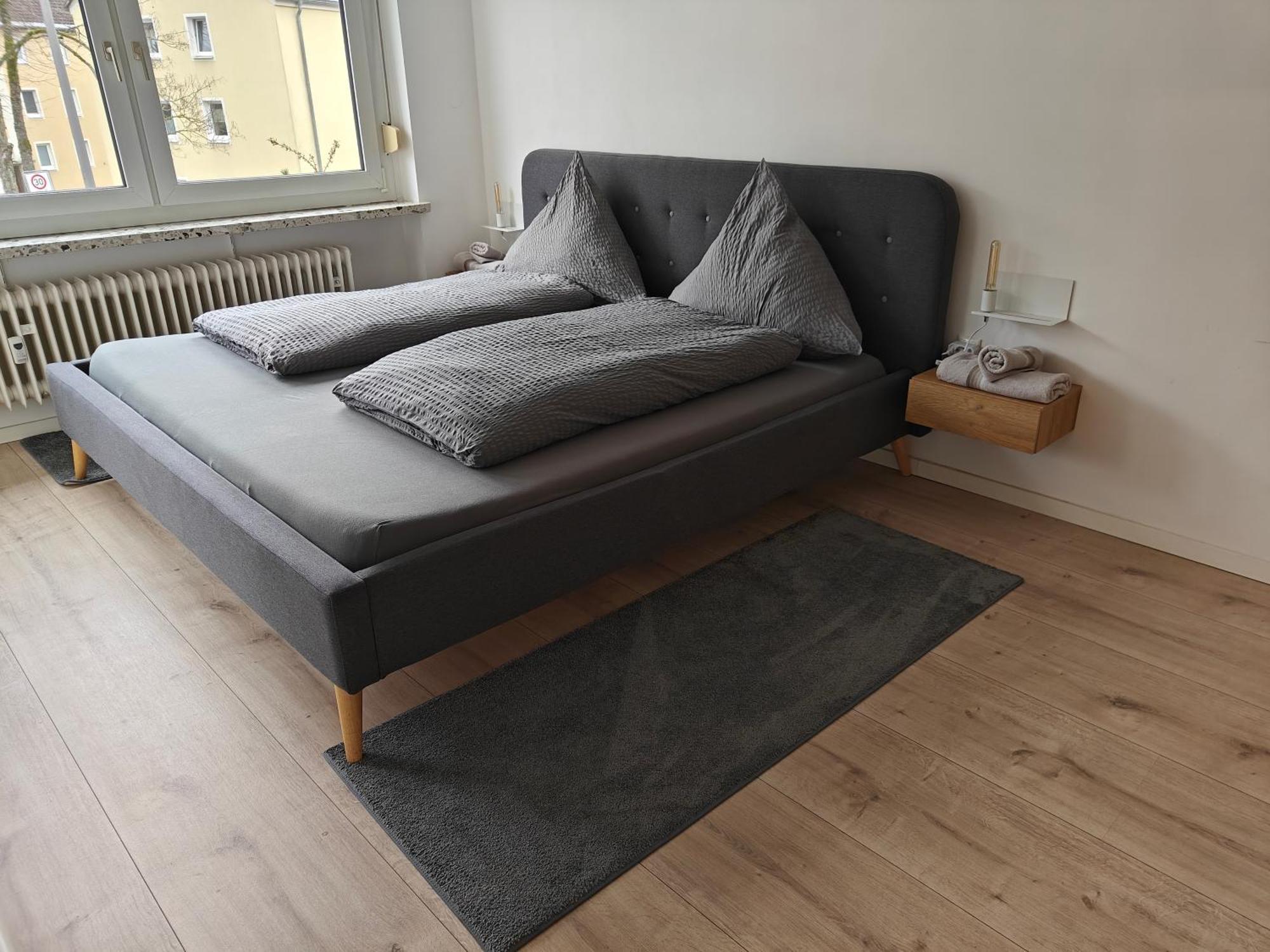 Ferienwohnung "Sorgenfrei" In Coburg ! - Im Eg Mit Privatparkplatz & Balkon Kültér fotó